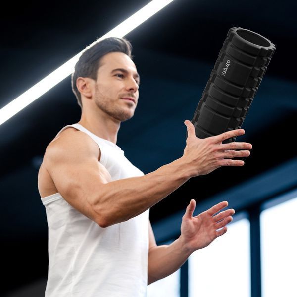 Масажний ролик Gymtek для йоги та фітнесу EVA 33*14 см, 33 см, чорно-білий